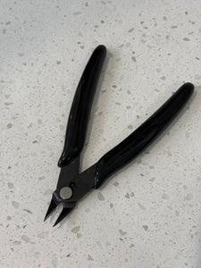 KTIP CUTTING PLIERS