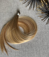 Load image into Gallery viewer, Amanda Bronde hand tied hair weft close-up showing the bronde color blend