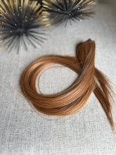 Load image into Gallery viewer, April hybrid weft in copper with caramel highlights, angled product view