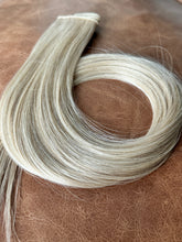 Load image into Gallery viewer, Champagne hybrid weft in a softly looped view