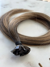 Load image into Gallery viewer, Close-up of KALLEE 18-inch K-tip hair extensions showing the keratin tips