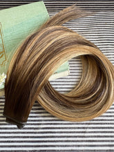 Load image into Gallery viewer, Kallee 22-inch hybrid weft hair extension in warm rooted ombre, full product view