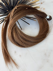 Close-up of the color and texture of the Megan 20-inch hand-tied weft